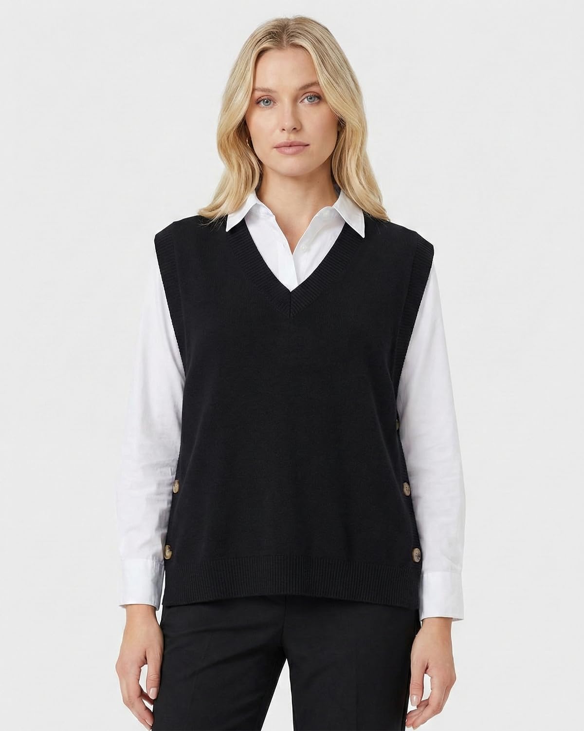 Pull sans manches pour femme avec col en V et boutons latéraux asymétriques