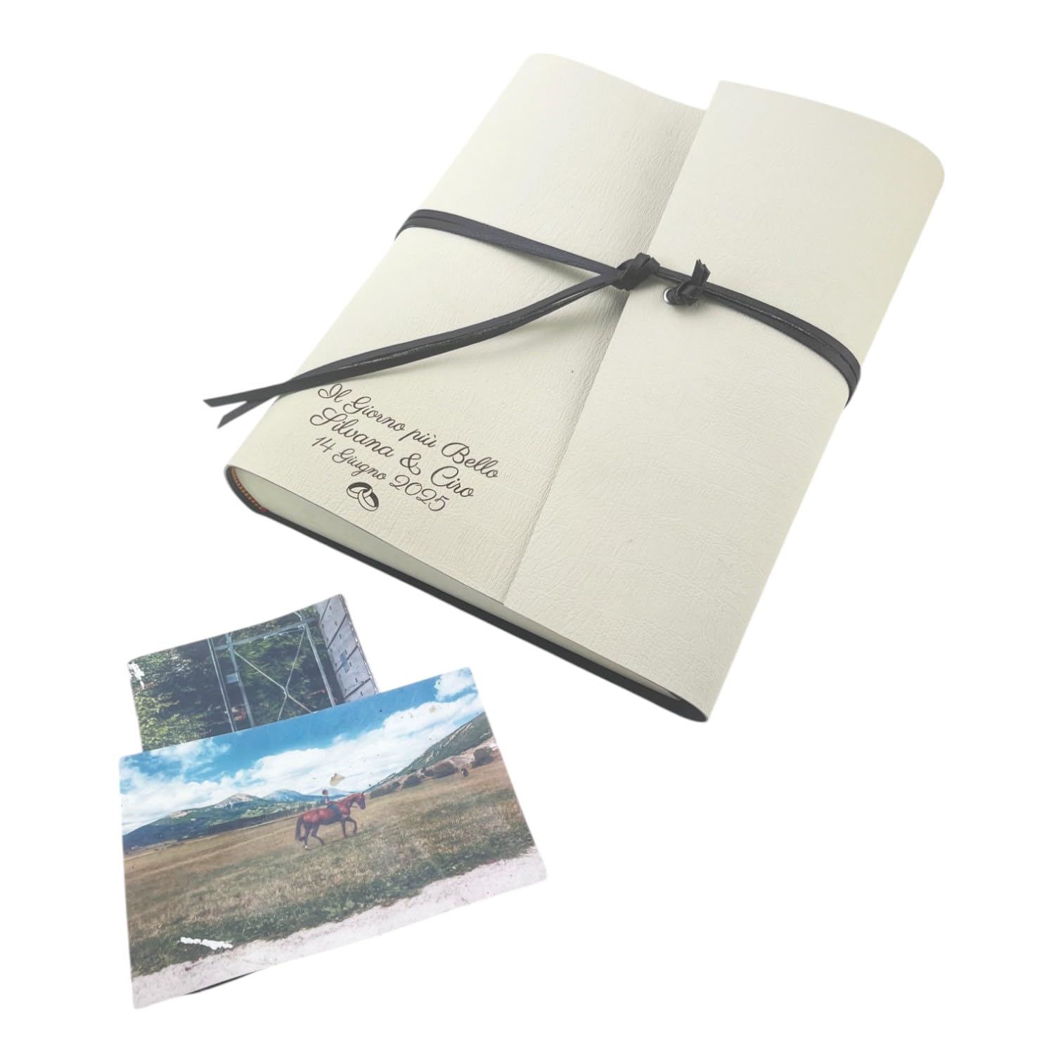 Album photo fait main TriVin Art, en simili cuir bicolore, personnalisable avec 3 lignes + symbole, classique avec papier de soie Cadeau d'anniversaire Mariage (Crème-Marron/Personnalisé)