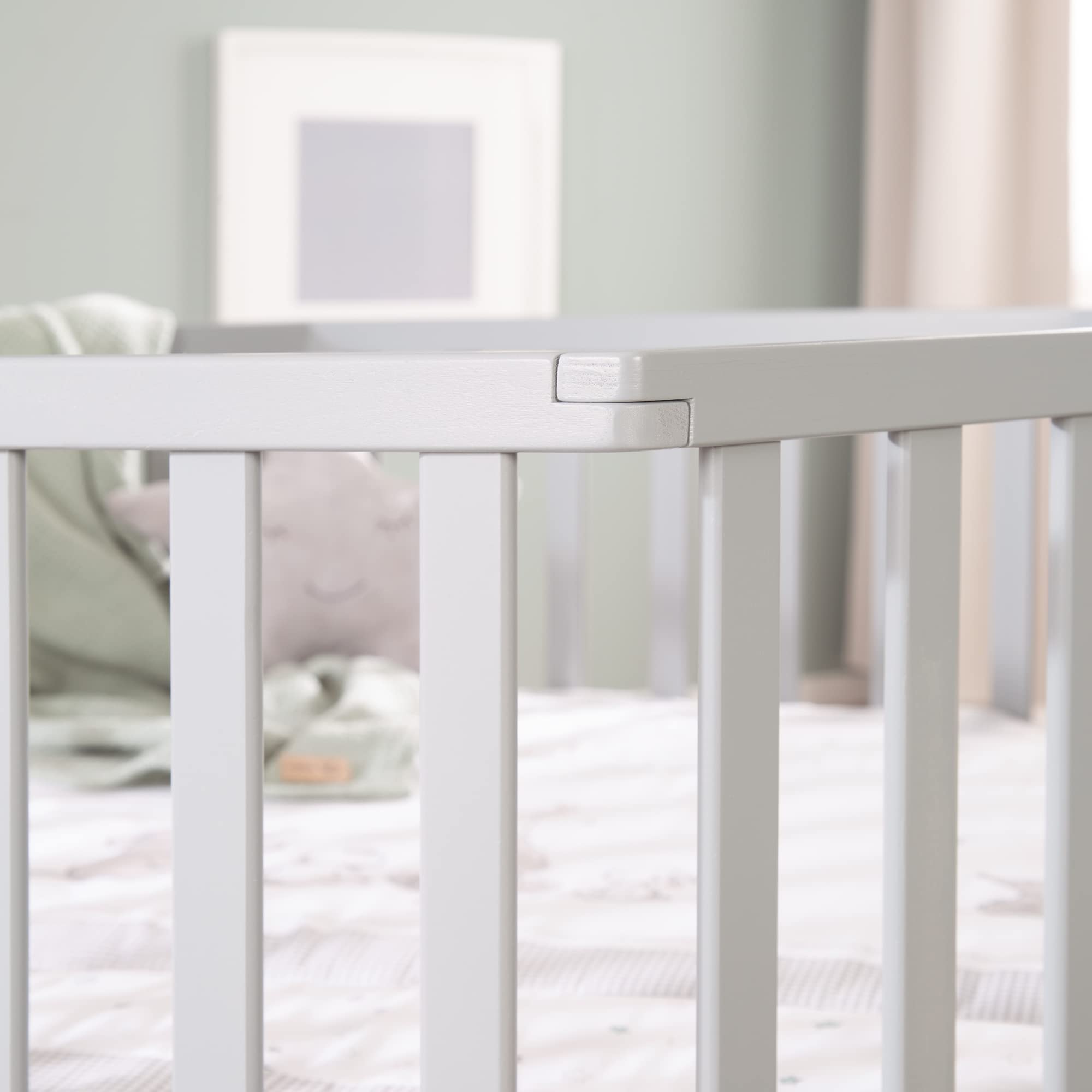 Pacchetto di roba Box per Bambini Sternenzauber Esagonale, Ruote con Freni, Base Regolabile in Altezza, + Materasso roba