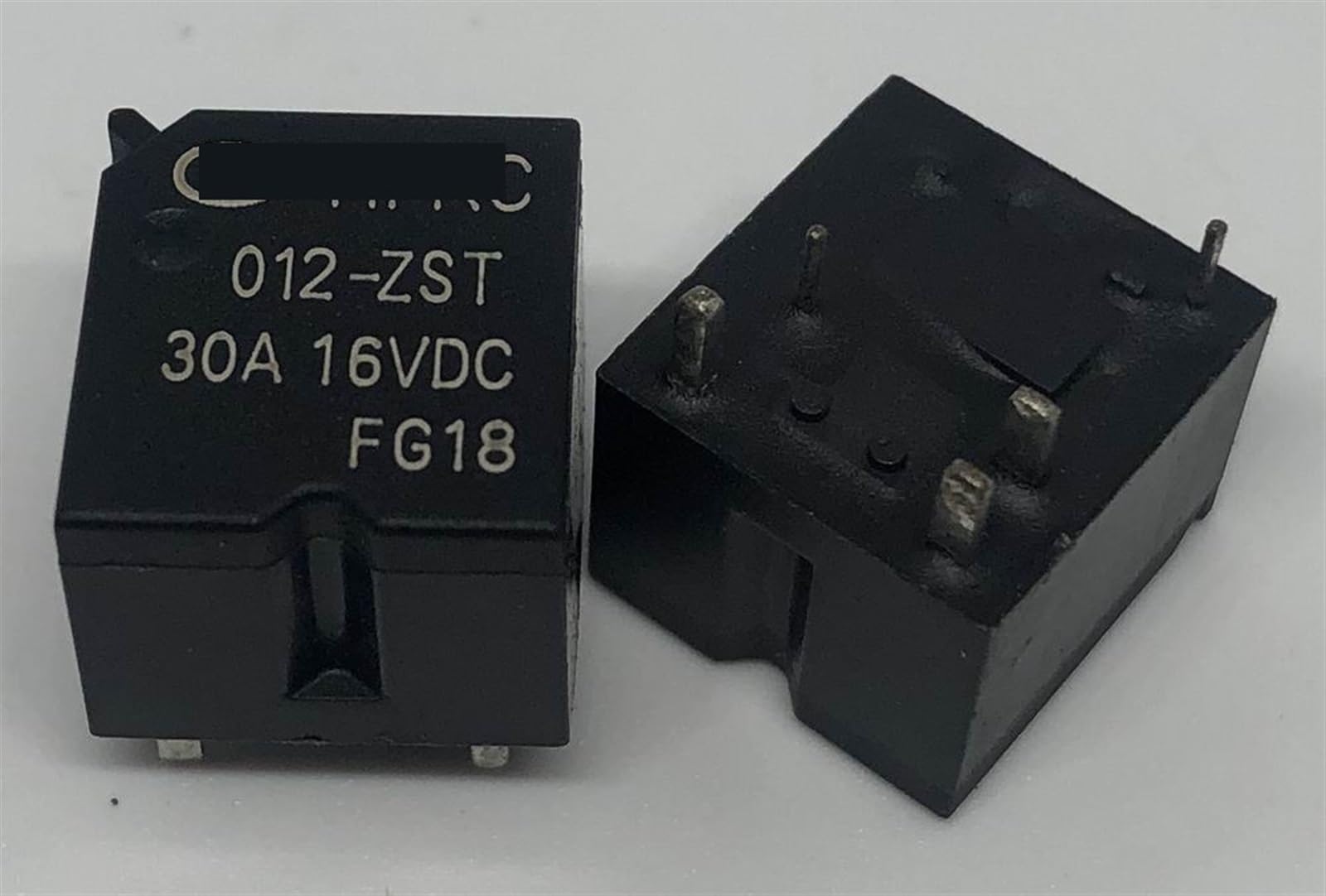 Relais 5 broches HFKC 012-ZST 12V 30A pour circuit imprimé automobile