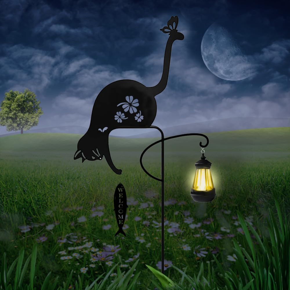 Lampe solaire chat noir étanche pour baliser une allée de jardin sombre