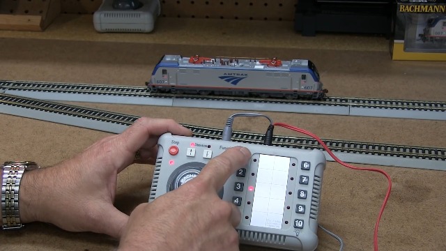 Amazon.com: Bachmann Trains ACS-64 Dcc Wowsound Equipped Electric