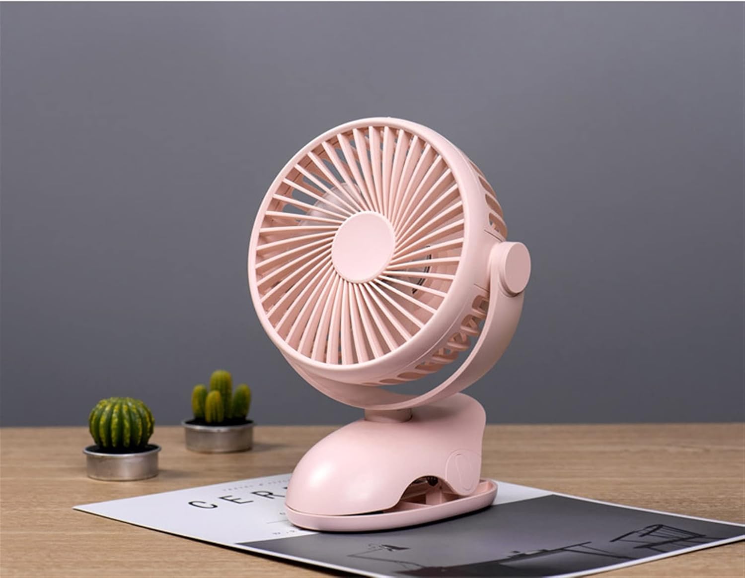 BENHAI Portable Clip on USB Fan, Mini Desk Fan 360° Rotation Angle Table Fan USB Fan 3600mAh USB Rechargeable Hanging Fan for for Home Bed Office Outdoor Travel (Color : Pink)