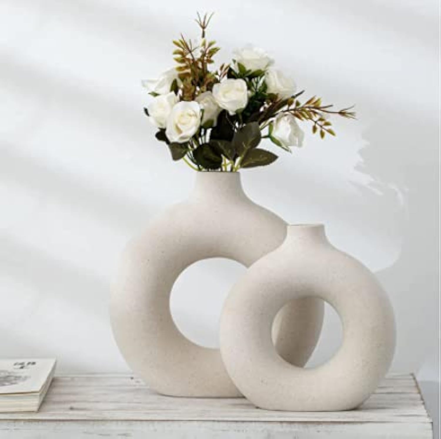 Set of 2 Off White Round Ceramic Vases, Modern Pampas Flower Vase, Minimalist Nordic Boho Ins Style Vase for Home Decor, Wedding, Dinners, Table, Events, Office & Gifting