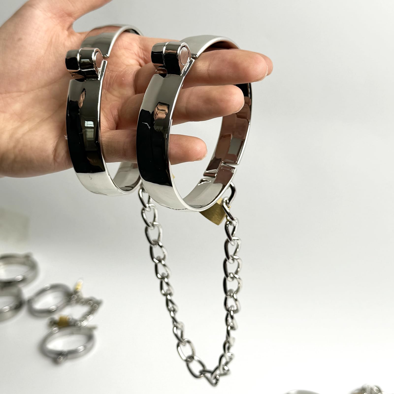 Argent métal Menottes de cheville ovales DIØ73-92mm polir bondage Av.chaîne | YILUQIFLY BDSM Cosplay Verrouillable SUBS sclaves femmes hommes restraint handcuffs adulte fetisch Jeu de rôle contraintes