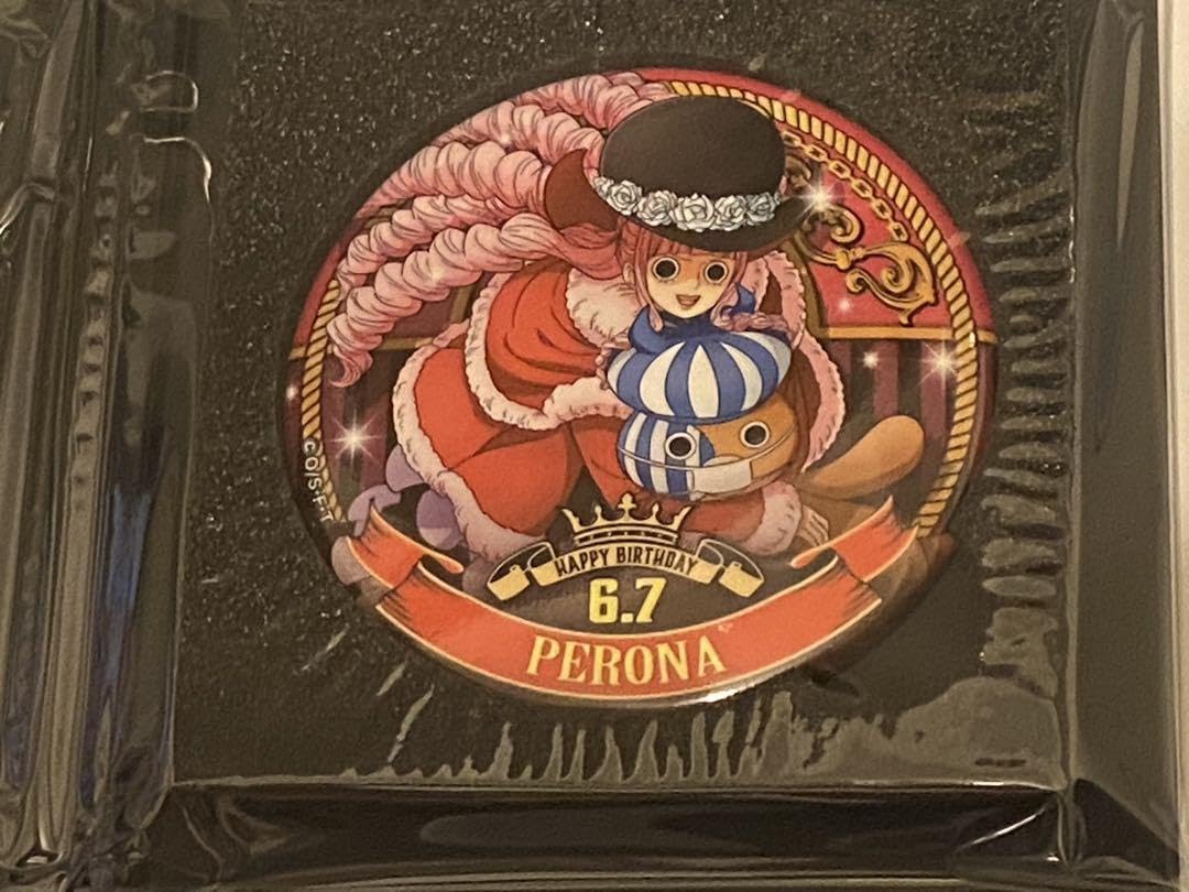ペローナ　バースデー缶バッジ　麦わらストア　バースデイ　誕生日 ONE PIECE』バースデイ缶バッジ ペローナ BD2