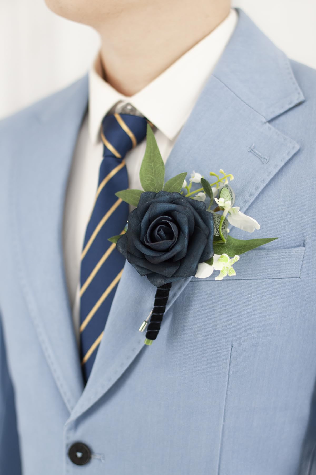 1 pz Sinlge blu navy Boutonniere per gli uomini per sposo sposo sposo fiori di rosa artificiali Boutonniere per cerimonia di nozze anniversario cena formale festa