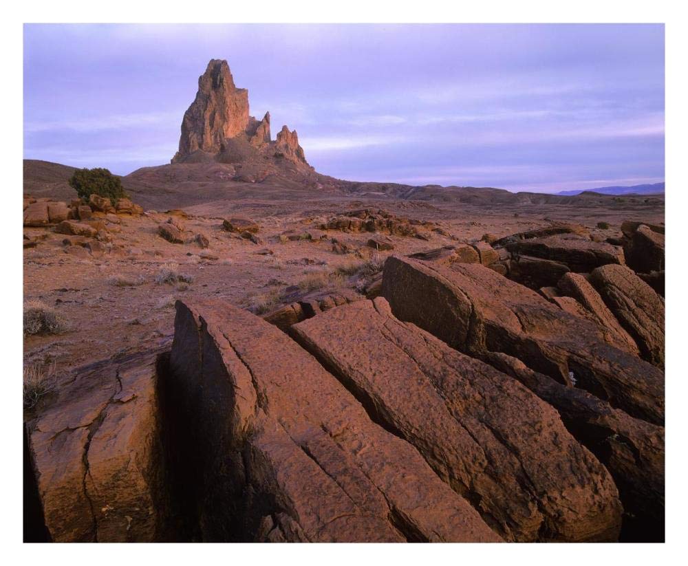 Artworks Italia Agathla Peak, el núcleo de basalto de un volcán extinto, Monument Valley, Arizona-Paper Art-30 x 24 pulgadas