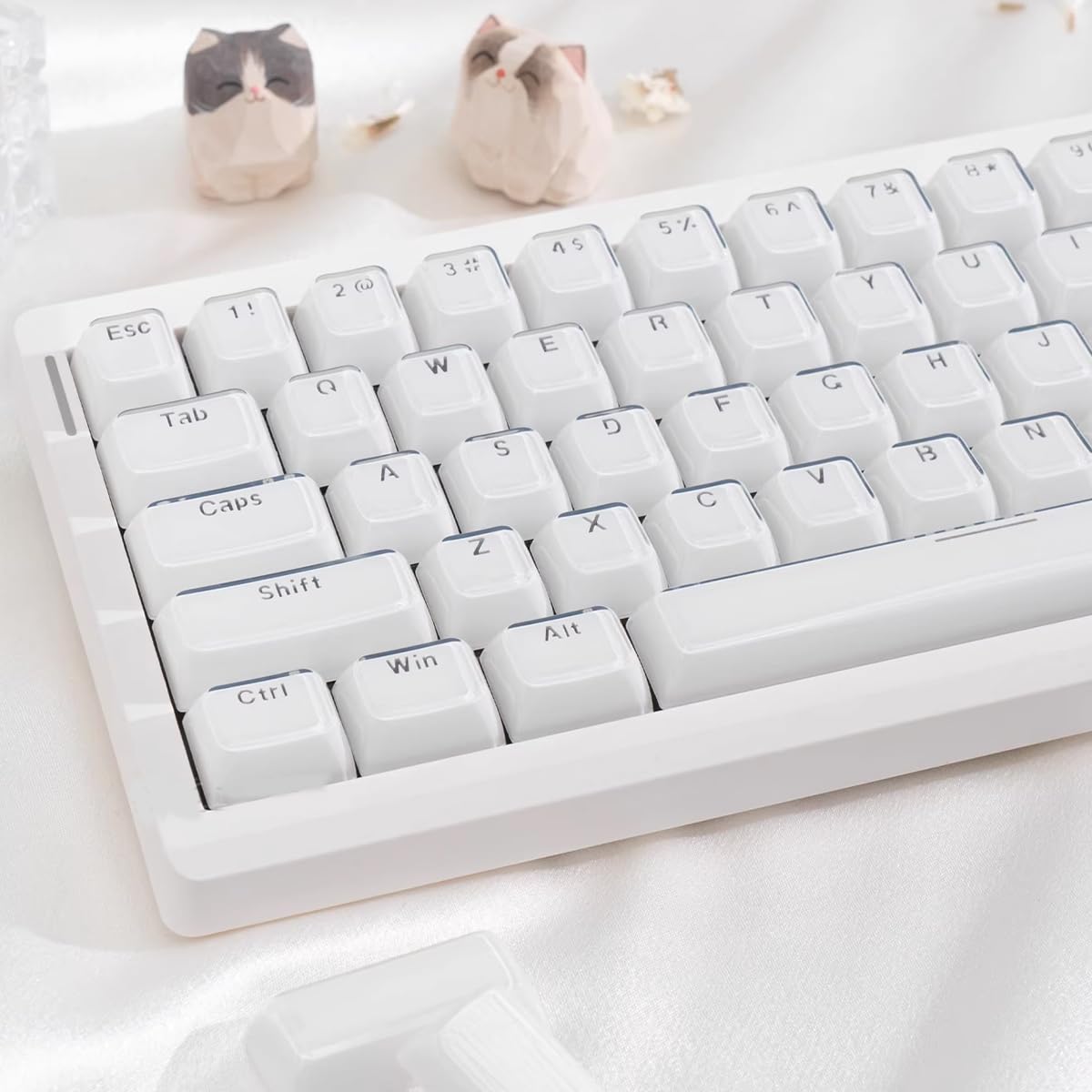 135Keys White Crystal Jelly Translucent MDA Profile Keycap, Custom Shine Through Keyboards Keycaps for 60%65%75%80%95%100% Cherry Gateron MX Switches Mécaniques