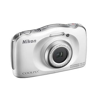 【美品】　Nikon デジタルカメラ COOLPIX S33 Nikon Câmera digital impermeável COOLPIX S33 (branca