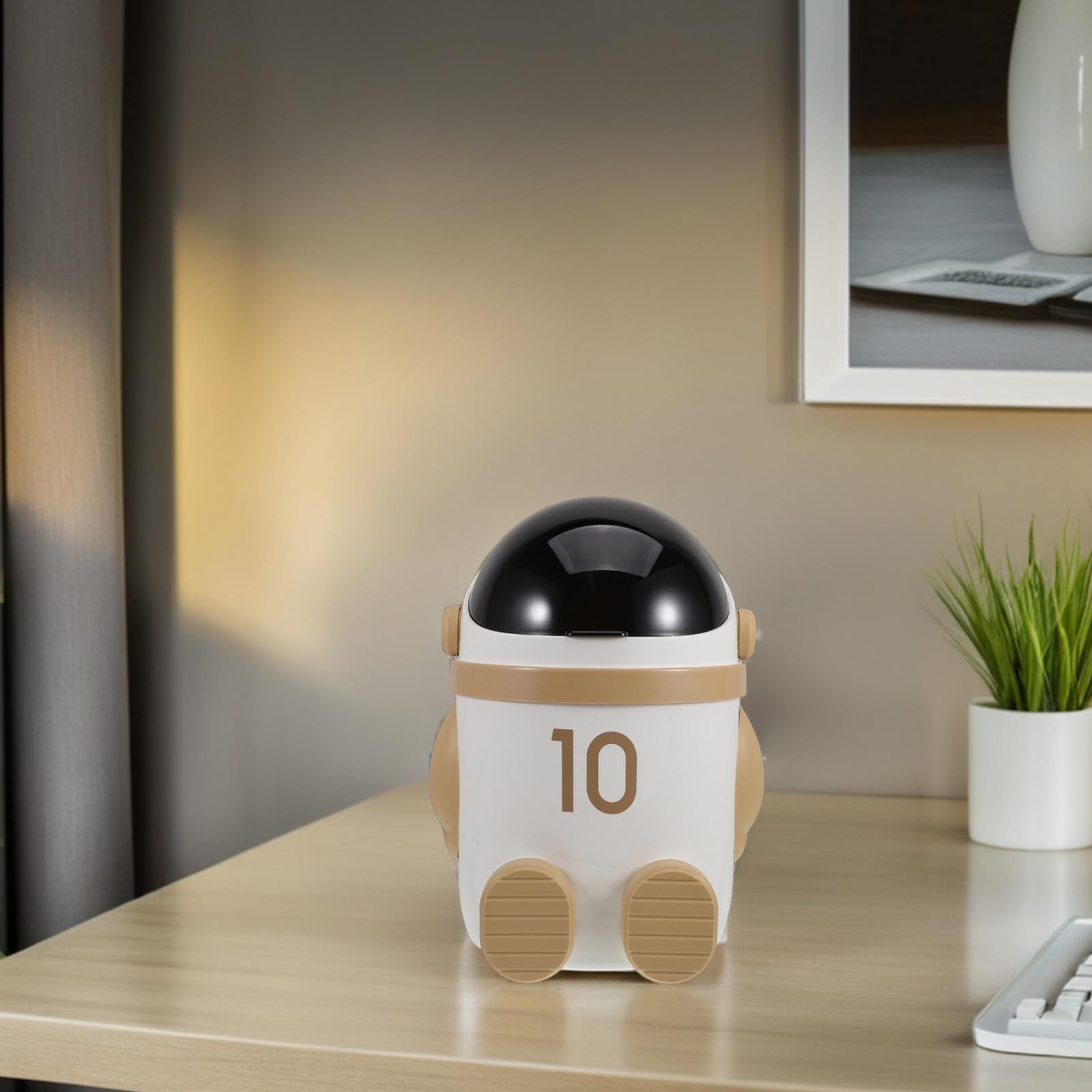 Tragbarer Mülleimer im Astronauten Design aus Kunststoff mit Deckel Müllbehälter für Auto und Wohnmobil Praktischer Abfalleimer für Büro und Camping