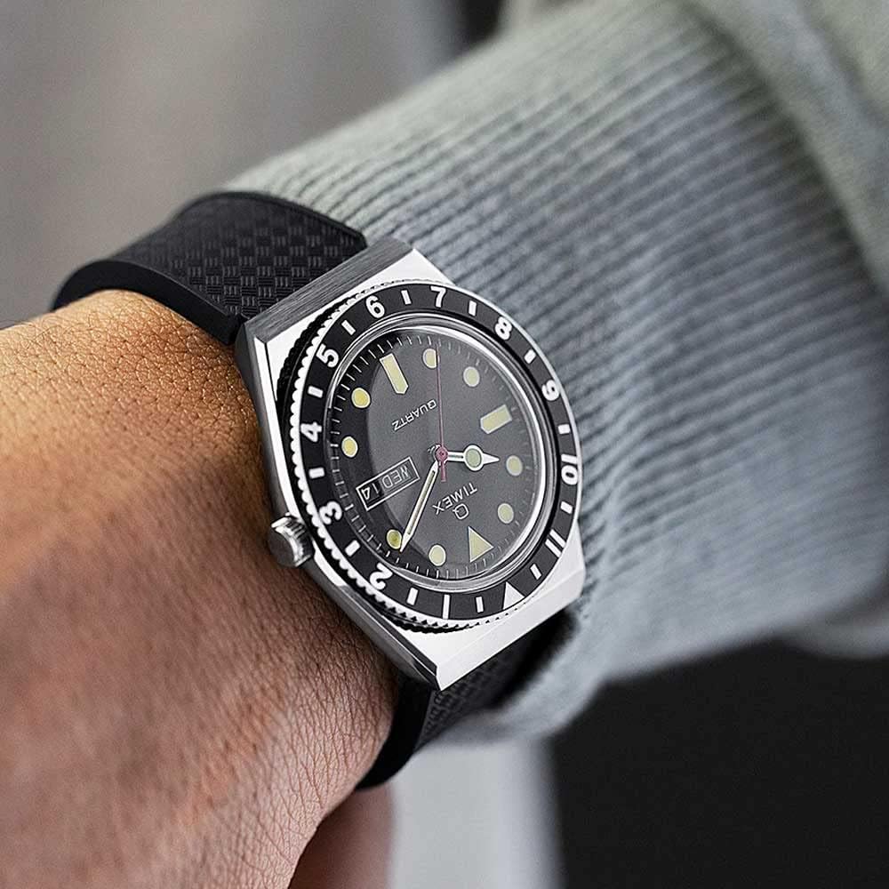 Timex Orologio Analogico al Quarzo Uomo con Cinturino in Silicone TW2V32000 Timex Orologio Analogico al Quarzo Uomo con Cinturino in Silicone TW2V32000