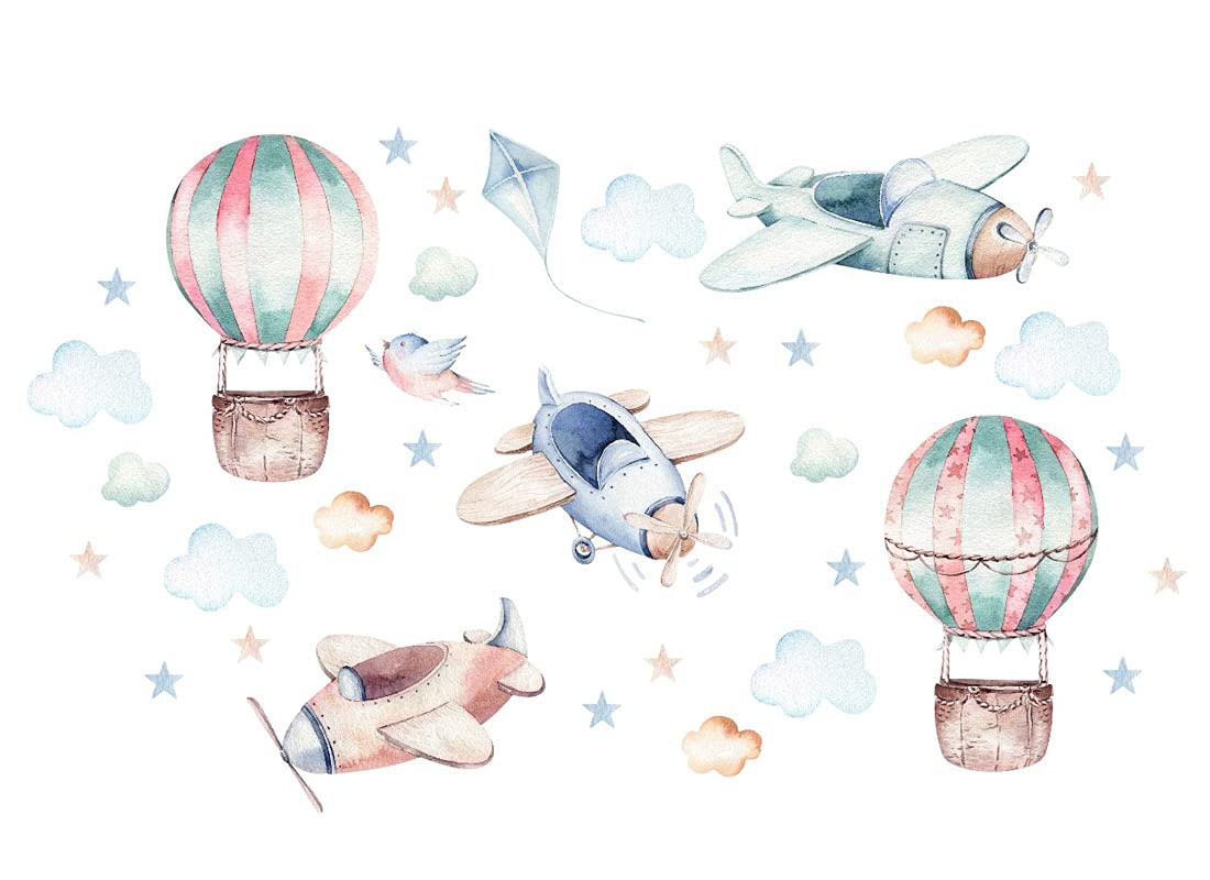 Déco chambre enfant mixte pour transformer un mur blanc avec stickers avions