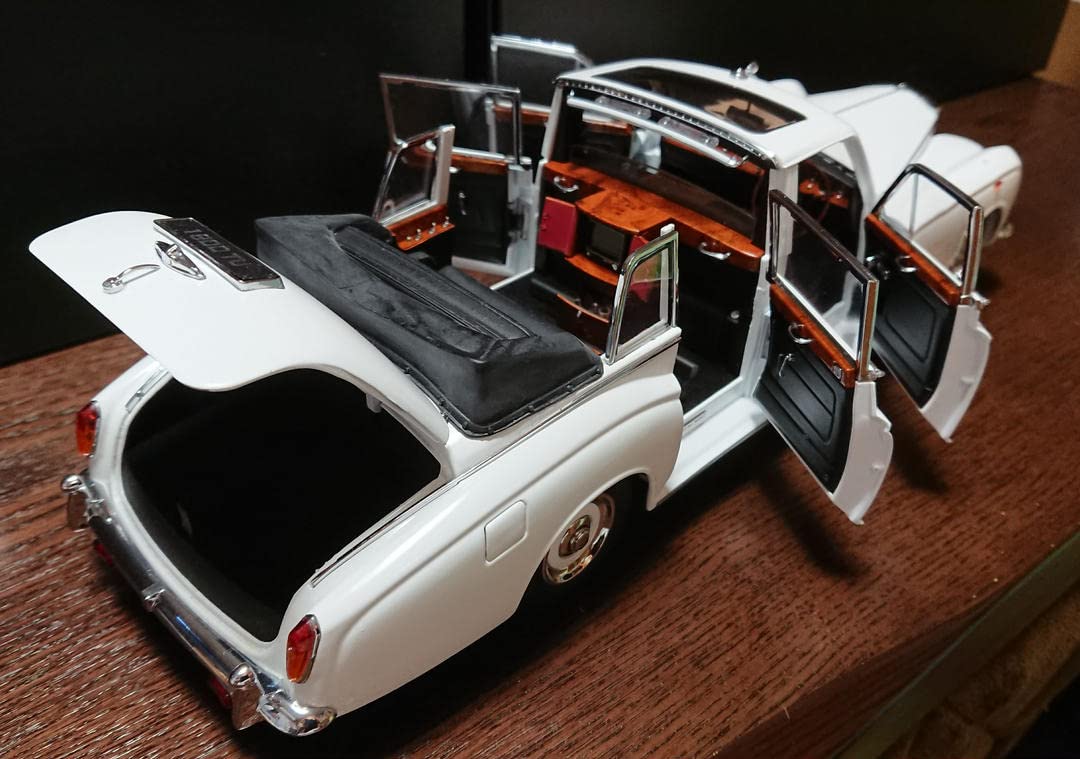 ミッシー　ロールスロイスPhantomⅥ 世界限定999台 ミッシー様専用 ロールスロイスPhantomⅥ 世界限定999台 - メルカリ
