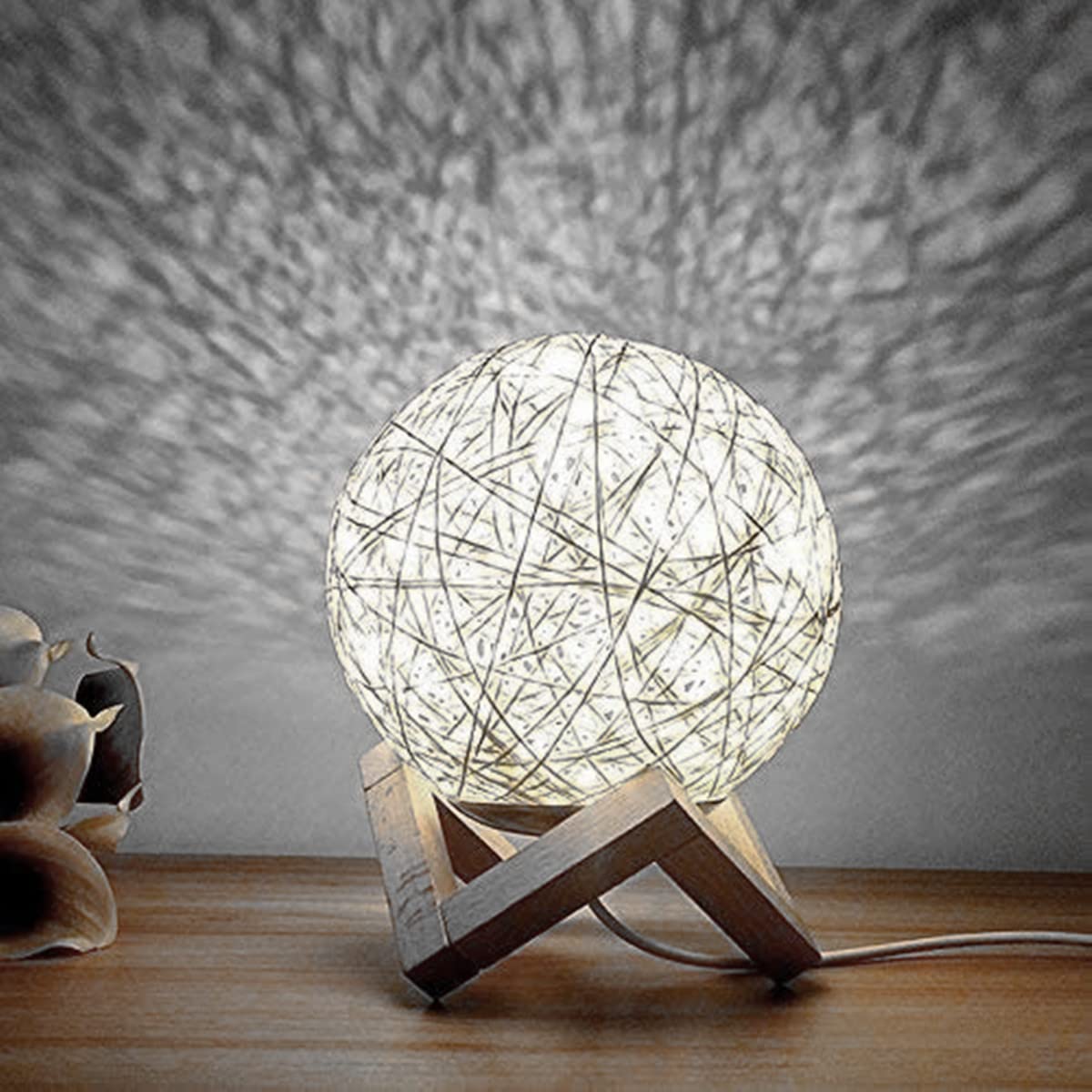 AALIN LED Table Light, Wooden Night Light Bedside Lamp Rattan Ball Desk Lamp USB Powered Reading Lamp Children Room Decoration Lamp Office Desk Lamp (Wooden Frame, White)