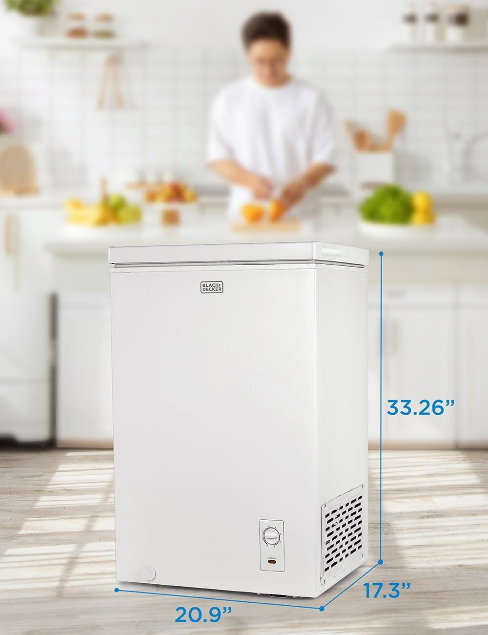 BLACK+DECKER 2.7 Cu. Ft. Compact Chest Freezer, Deep Freezer Holds Up To 94.5 Lbs. of Frozen Food, Removable Storage Basket, BCFK276, White