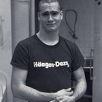 Amazon.co.jp: Haagen-Dazs T-Shirt XX-Large Black Black Flag