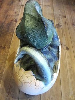 Amazon.co.jp: 孵化するT-Rex Baby T-Rex Hatching オブジェ