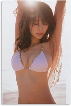 Amazon 泉里香巨乳セクシー水着ビキニポスターアートパネル壁飾り オフィス ベッドルーム ダイニングルーム装飾 キャンバス ウォールアート ポスター 印刷 アートパネル12x18inch 30x45cm ウォールステッカー オンライン通販