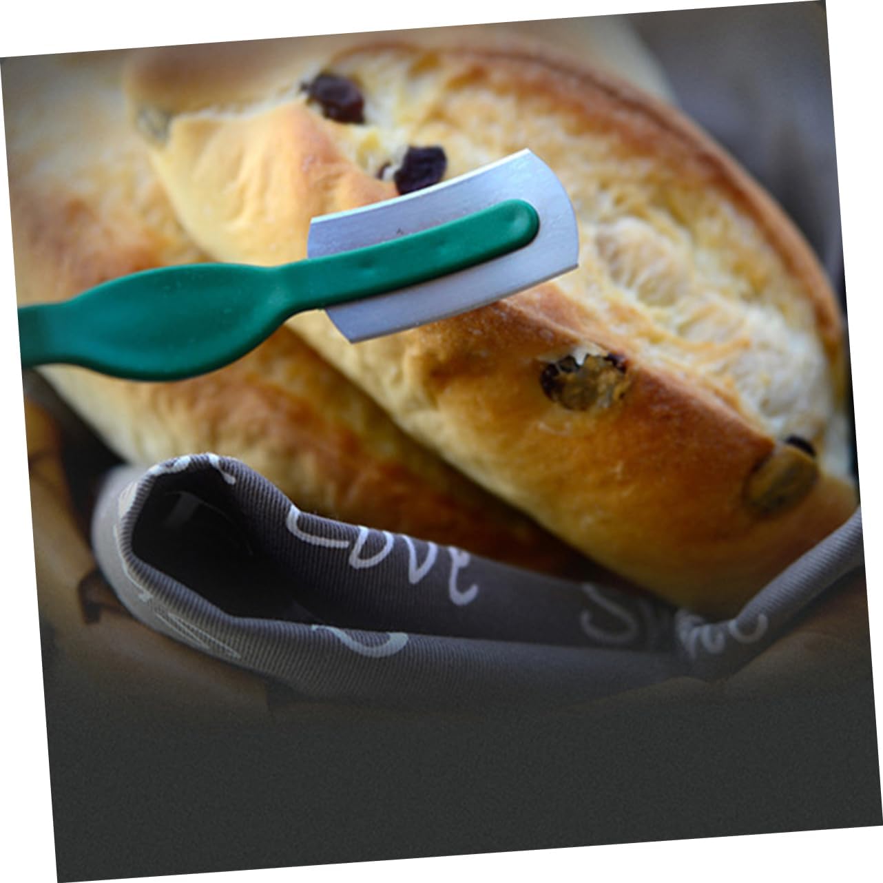 KICHOUSE 2pcs Bread Slicer Knife Cake Leveler Scoring Tool Carbon Steel Pastry Cutter Bread Spreader Baking Tools Food Slicer