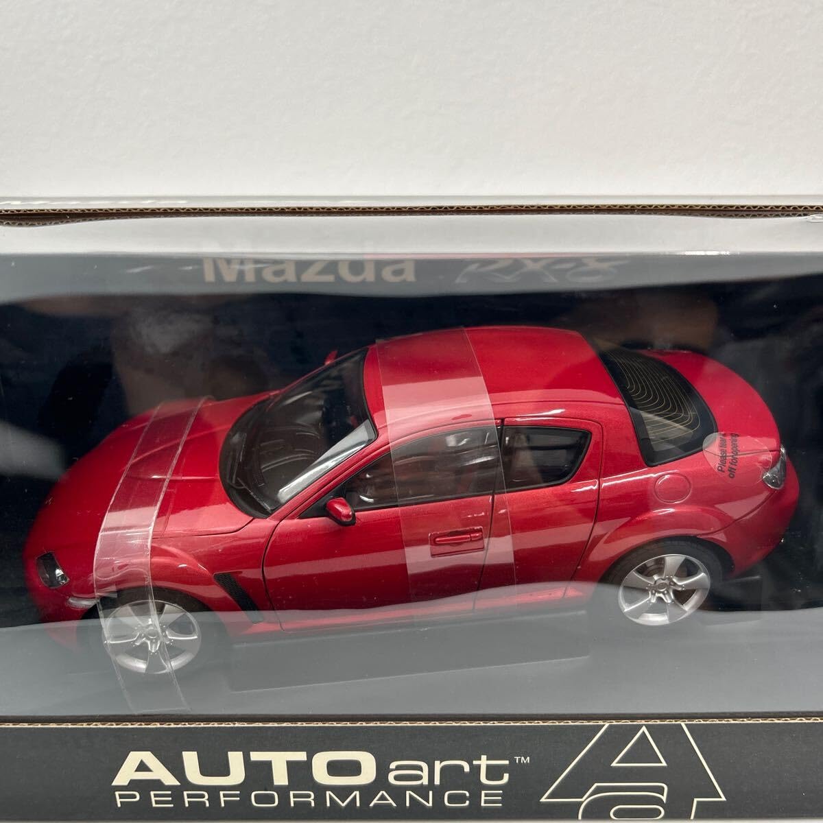 AUTOart - AUTOart 1/18 MAZDA RX-8 2003年　ベロシティレッド Amazon | AUTOart 1/18 MAZDA RX-8 2003年 RHD Velocity Red