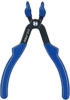 Vista 2 de El retiro del removedor de los alicates del terminal de la bujía instala los cables HT con punta de vinilo