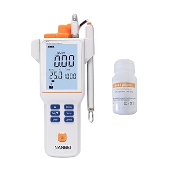 Portable Conductivity Meter 3.5 inch LCD Display Screen,Auto-Power Off Feature Effectively extends The Battery Service Life,IP65 WaterproofEC110B