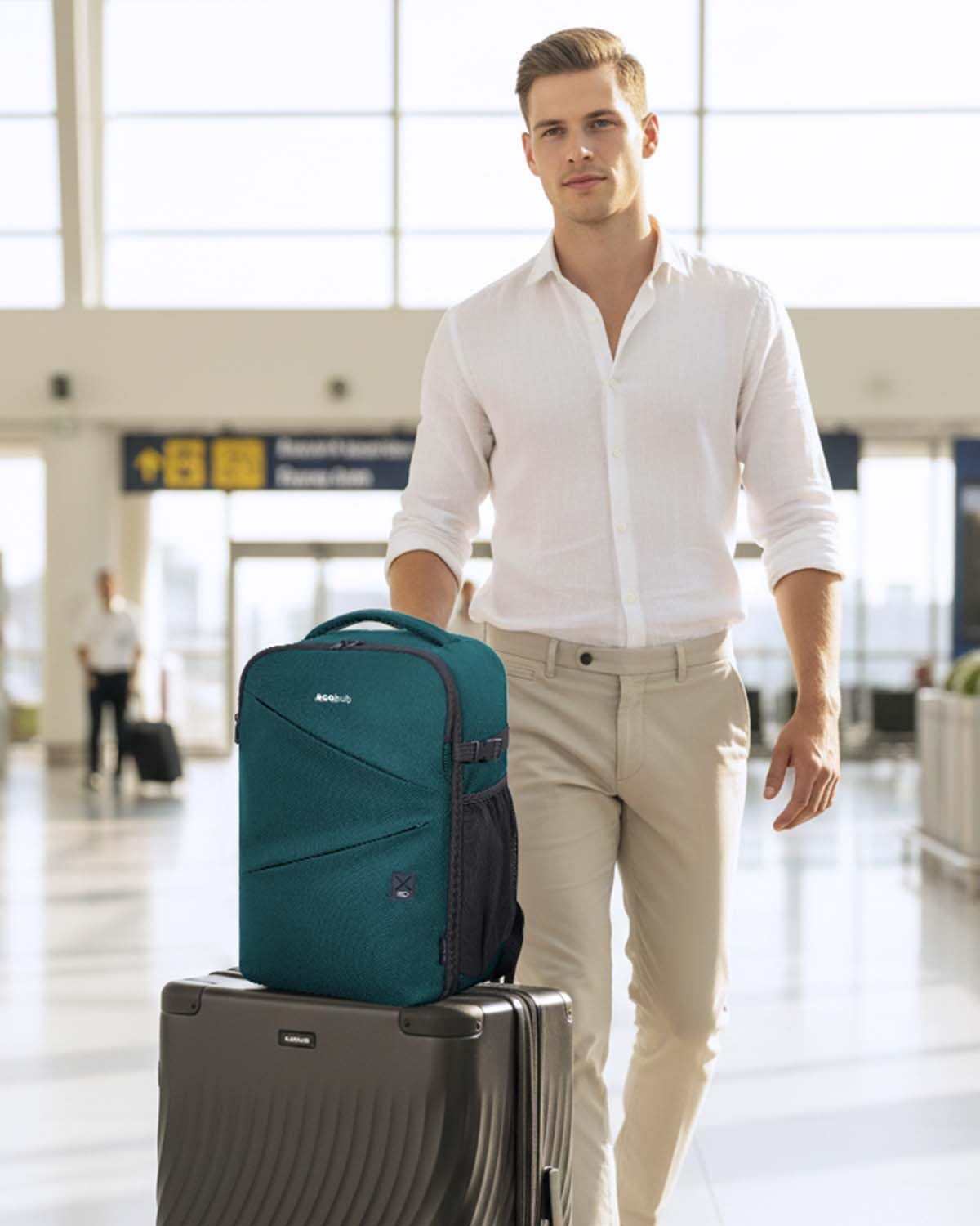 ECOHUB Zaino Ryanair 40x30x20 Leggero, Zaino da Viaggio 20L Resistente all'Acqua con Scomparto per PC Portatile da 14", Bagaglio a Mano in Tessuto PET Riciclato con 8 Tasche, per Uomo e Donna,Petrolio