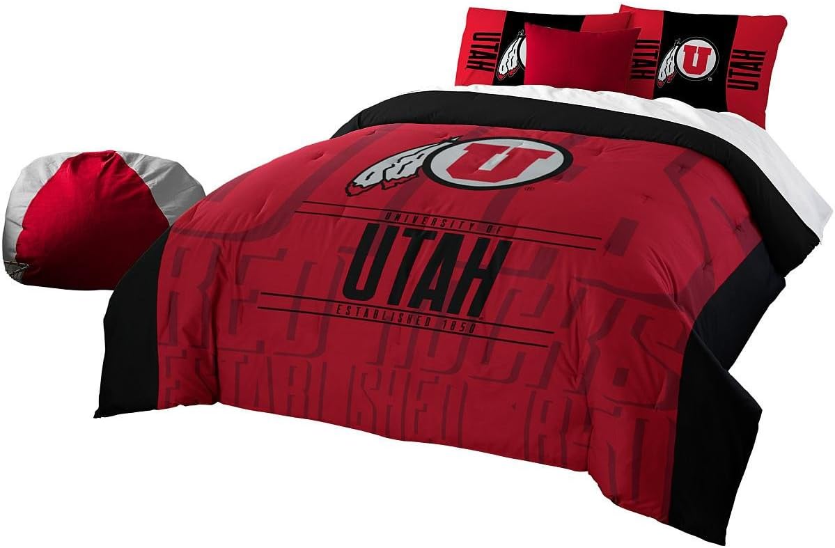 Officially Licensed NCAA "Modern Take" Full/Queen Comforter and 2 Sham Set