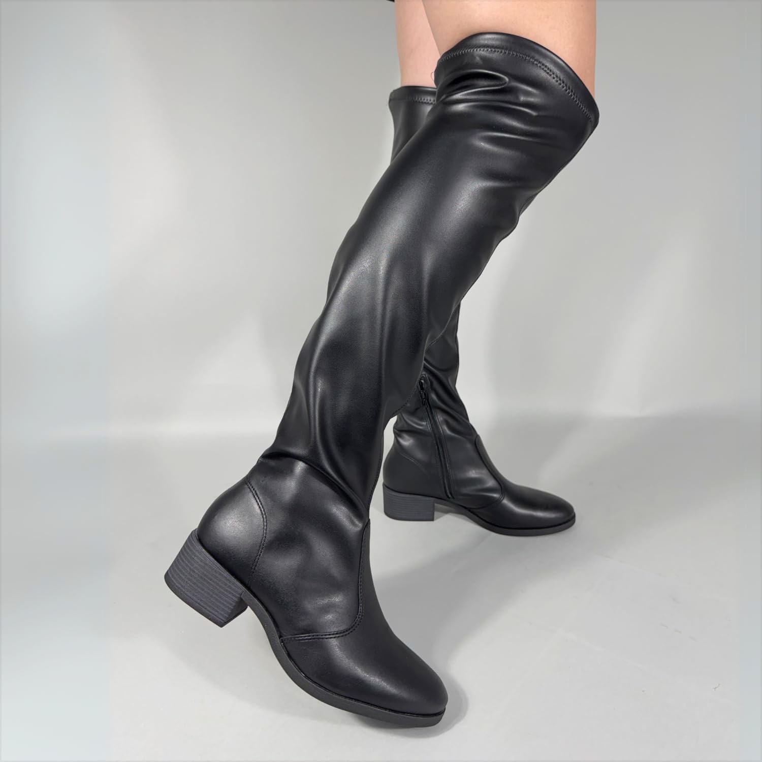 Bota Over The Knee Feminina Beira Rio – Estilo Montaria, Cano Alto, Confortável e Elegante (Preto, BR, Adulto, Numérico, 37) em promoção! Veja a oferta e mais achadinhos de Botas 8 Hoje é o melhor dia para comprar Bota Over The Knee Feminina Beira Rio – Estilo Montaria, Cano Alto, Confortável e Elegante (Preto, BR, Adulto, Numérico, 37) com aquele preço maroto! Promoção! Aproveite a oferta! 8