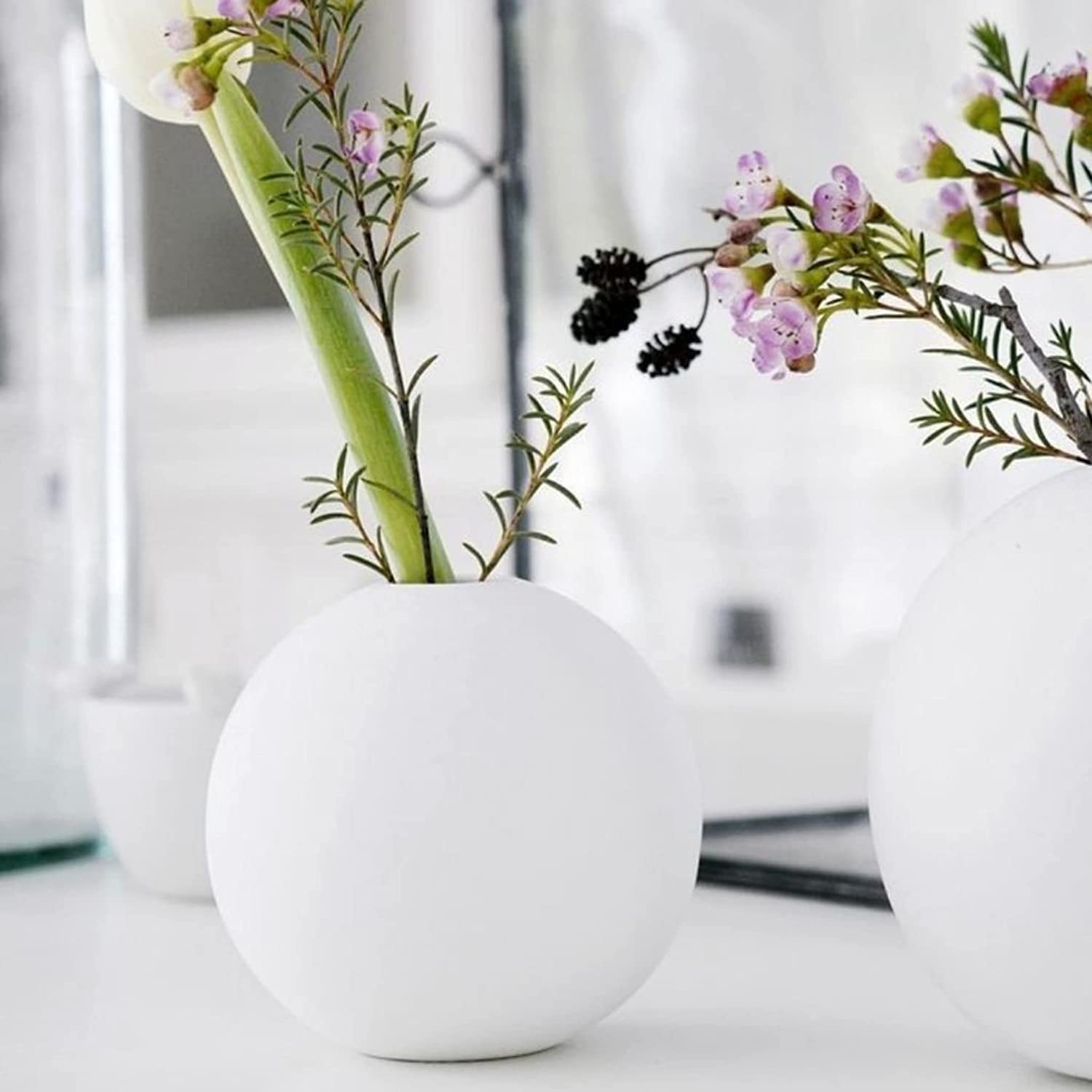 Purezento Cooee Beautiful Ceramic Decorative Vases with Unique Quality for Home Decor, Center Table, Flowers Pot,Bedroom Side Corners,Living Room Decoration,and Party Centerpieces (White)