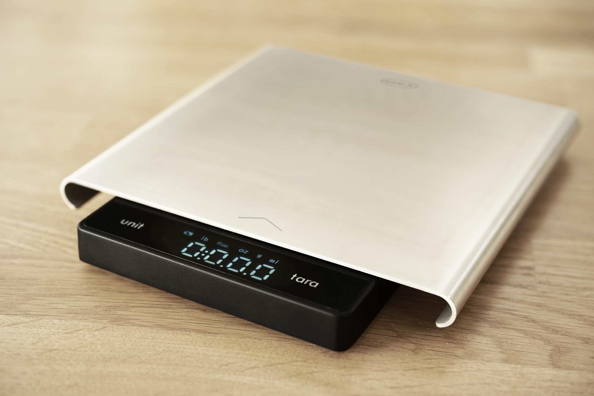 RÖSLE Digitale Küchenwaage mit Slide-Mechanismus, Hochwertige Digitalwaage mit Wiegefläche aus Edelstahl 18/10, LCD-Display, Tragkraft bis 5 kg, inkl. Batterien, 17,8 x 17 x 2,2 cm