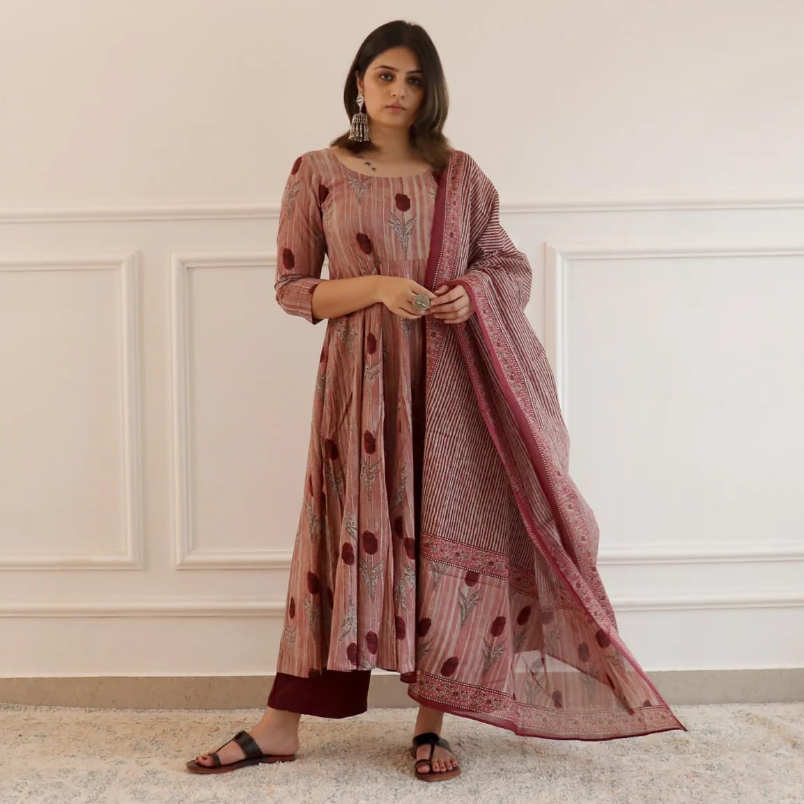 ANNI DESIGNER Kurta avec pantalon et Dupatta pour femme