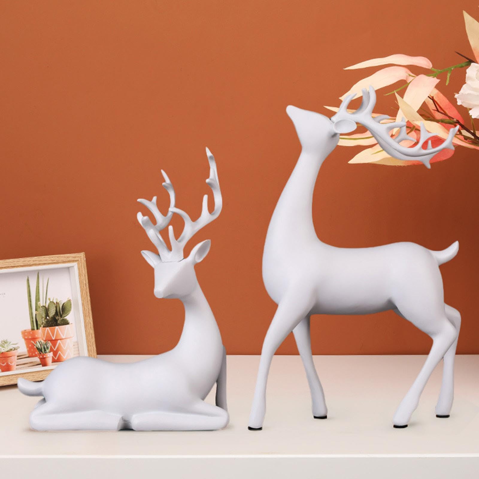 Encantadora Estatua de Ciervo, Escultura de, Adorno Animal, Impresionante Ciervo para Parejas, Ideal para Cualquier decoración, etc. Colección Figuras Renos para Parejas.