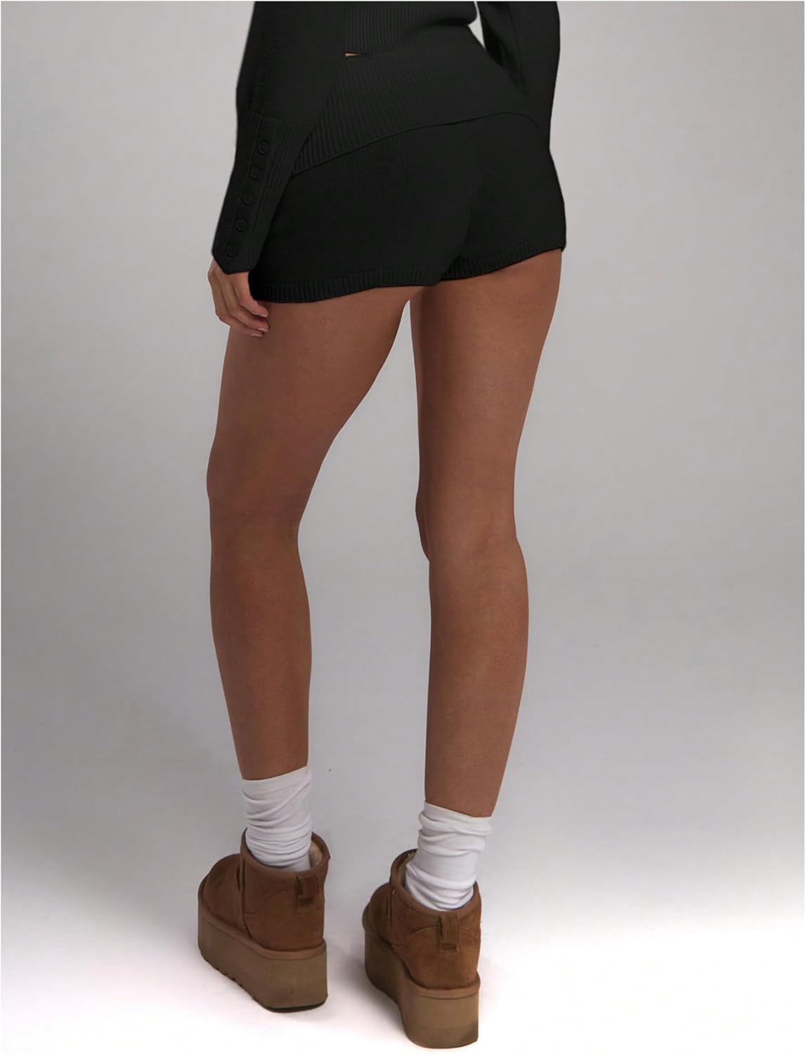 Verdusa Women's Y2K Fold Over Micro Shorts Ribbed Knit Going Out Mini Booty Shorts - Image 2