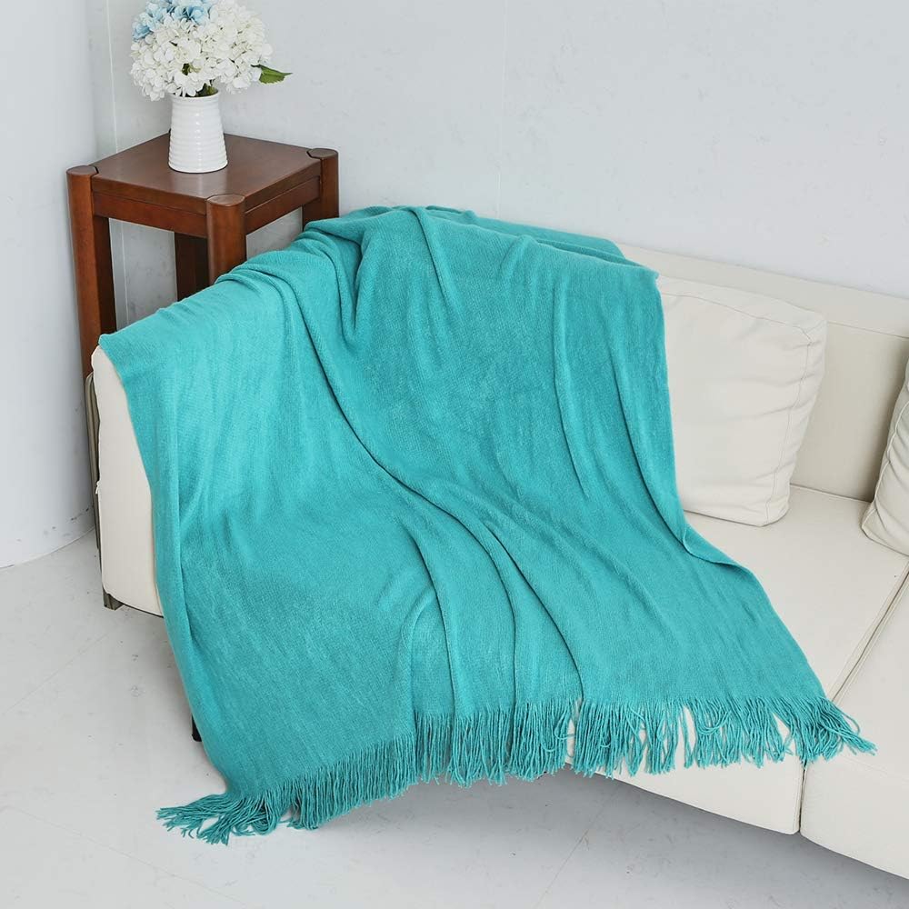 INSHERE Green Solid Color Knit Woven Throw Blanket with Tassels Fringe Soft Cozy Warm Lightweight Winter Home Decor for Couch Bed Chair Sofa Living Room 51''x67''