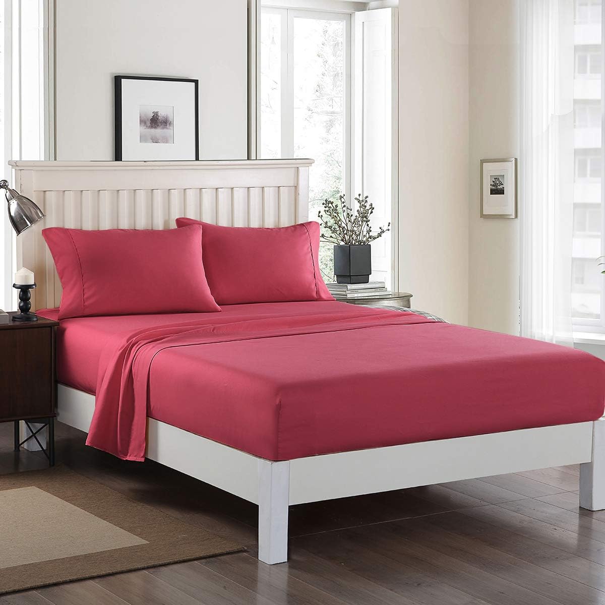 Bed Sheet, Queen Sheet Set 4-Piece 3000 Thread Count Microfiber Bed Sheet Set Deep Pocket Up to 14" - Soft Wrinkle & Fade Resistant, Hypoallergenic Luxury Bedding Set, Burgundy