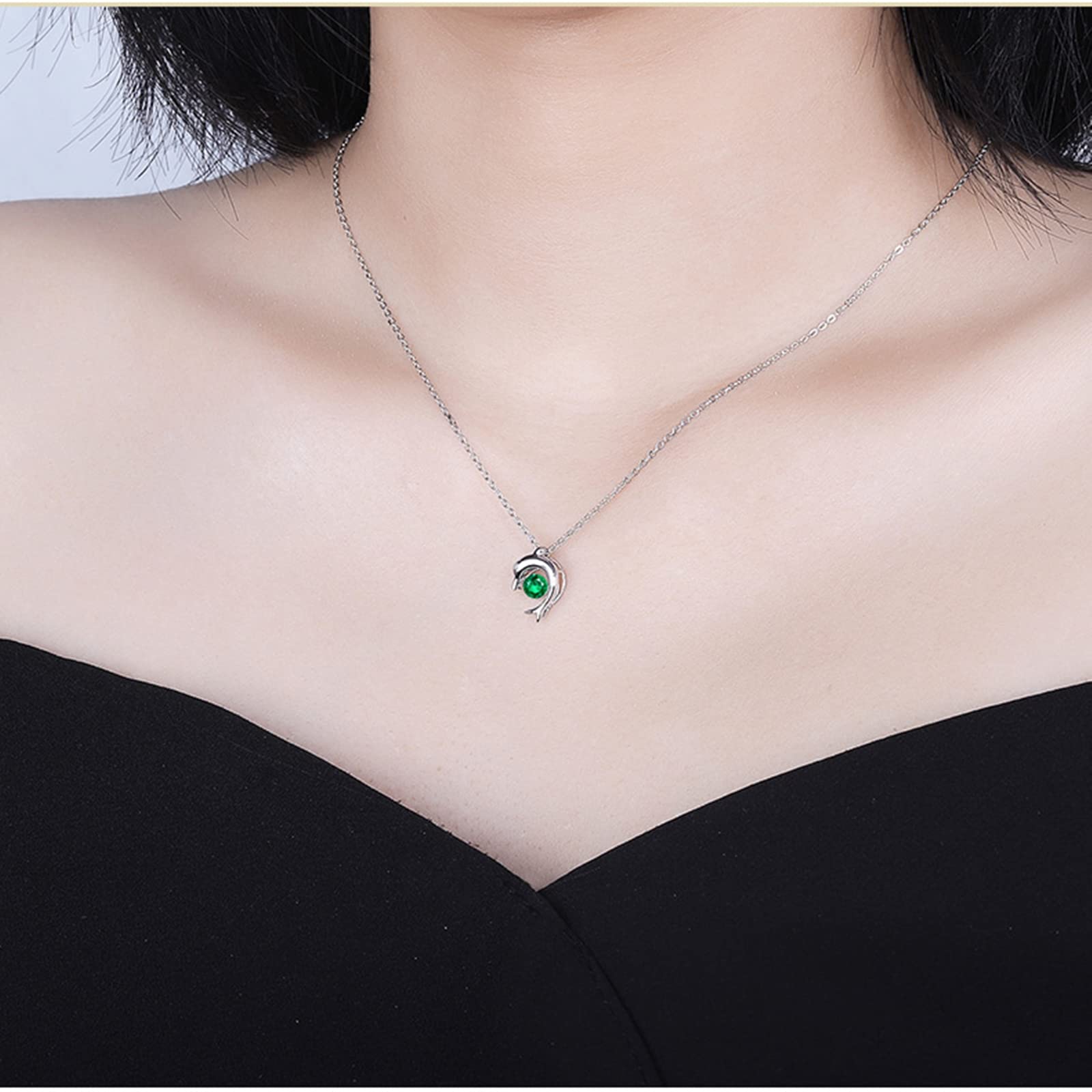 Halskette mit Anhänger aus 925er-Sterlingsilber für Damen, Delfin-Anhänger mit Smaragd, 0,25 ct. Anhänger-Halskette für Damen und Mädchen