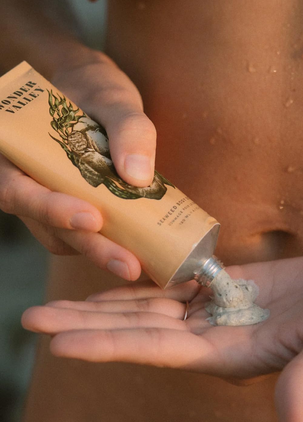 Wonder Valley - Seaweed Body Scrub | Vegan, Cruelty-Free, All Skin Types | Exfoliates and Softens Skin (4.1 fl oz | 120 ml)