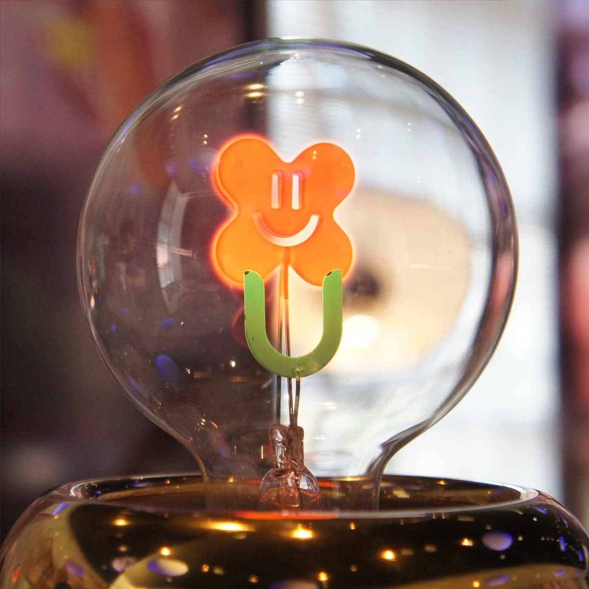 Smiley Flower Decorative Light Bulb - Edison Light Bulb, Antique Vintage Style Light, G80 Size, E26 Base, Non-Dimmable (3w/110v)