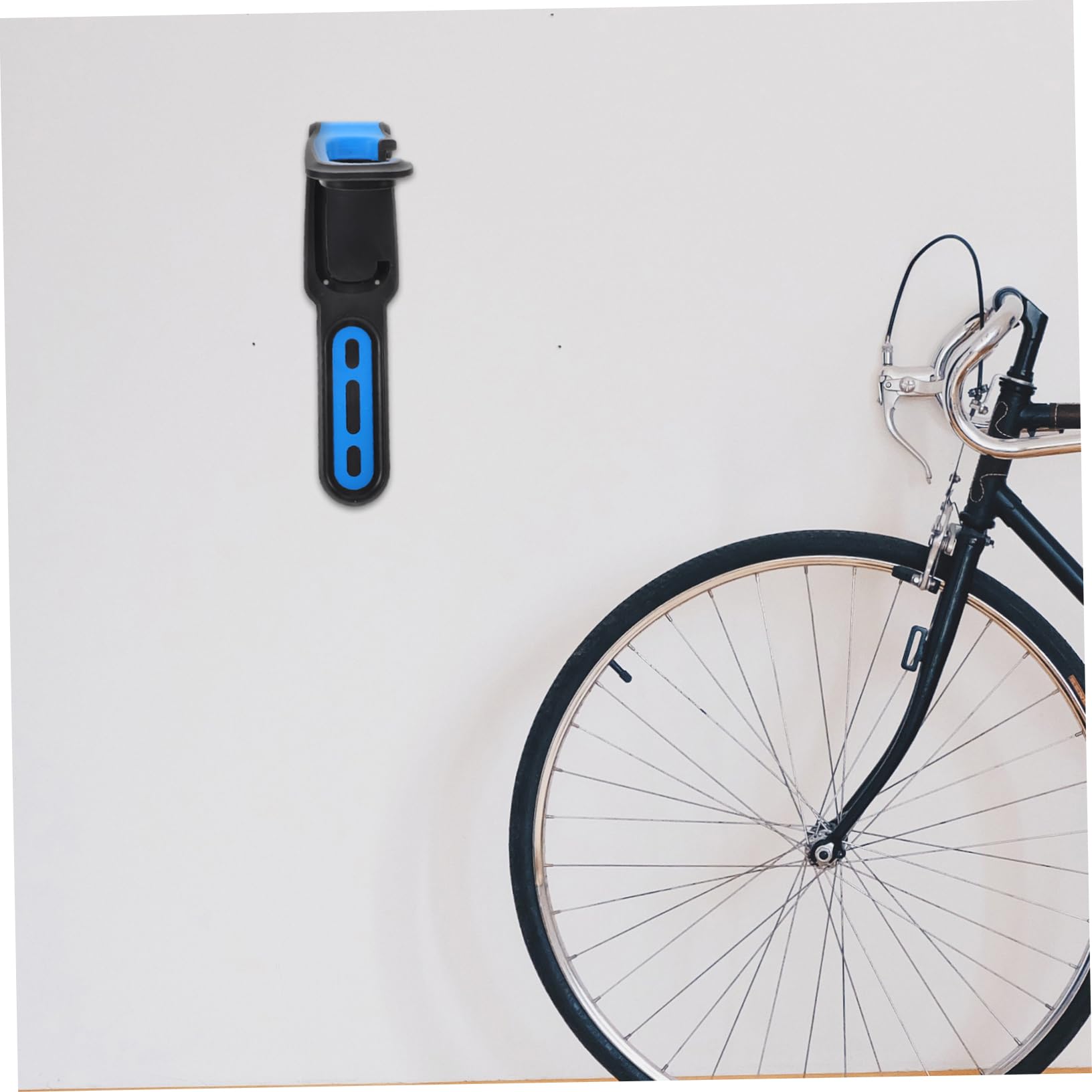 Hemobllo présentoir à vélo Cintre Porte vélo Suspendu Rangement Mural pour Porte-vélos Support vélo Mural Support vélo Vertical Support Mural Vertical pour vélo Plastique Noir