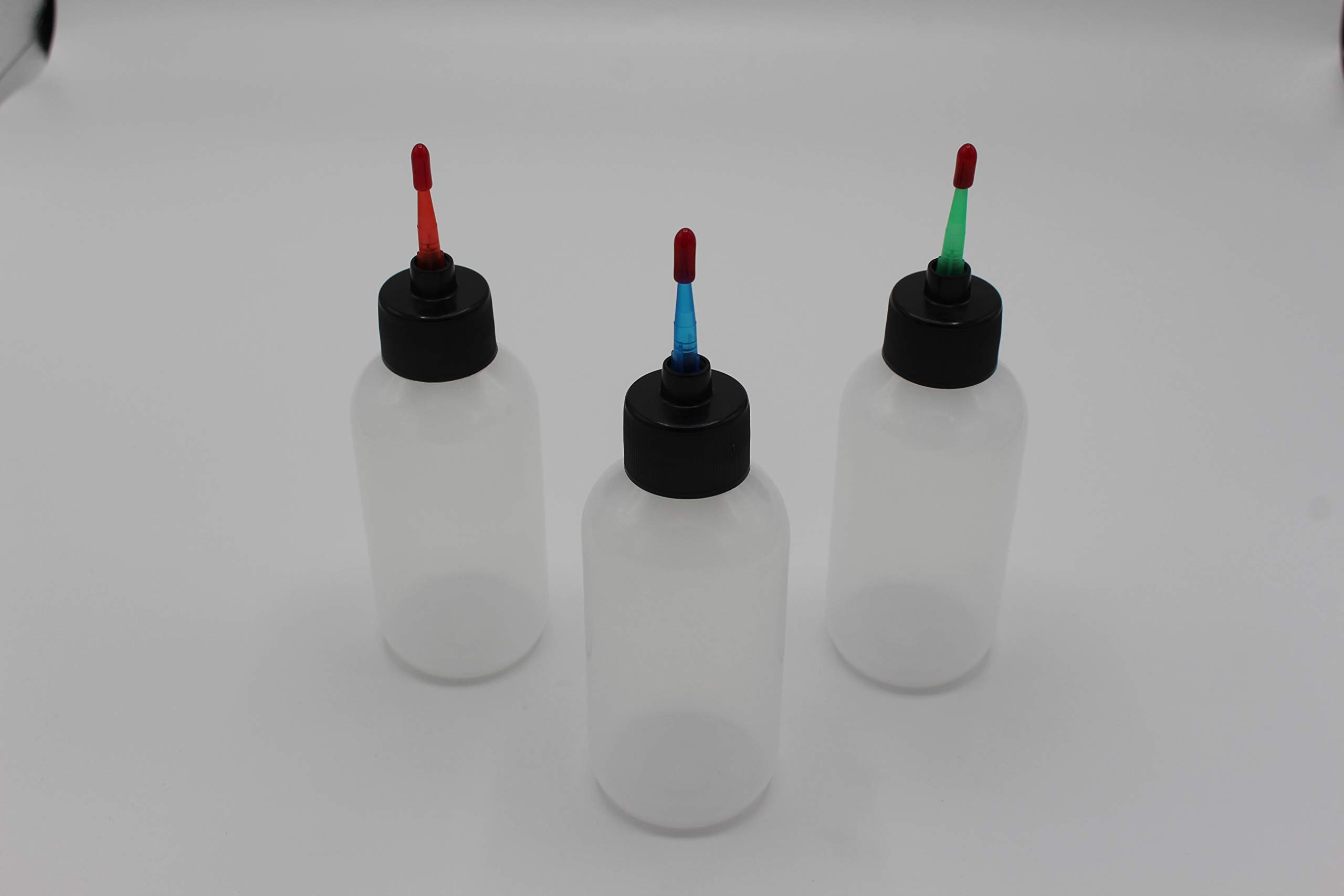 Gaunt IndustriesDecoration & Craft Applicator Kit with (3) Plastic LDPE Soft Squeeze 4 Ounce Empty Bottles and (3) Different Gauge Precision Tapered Plastic Tips