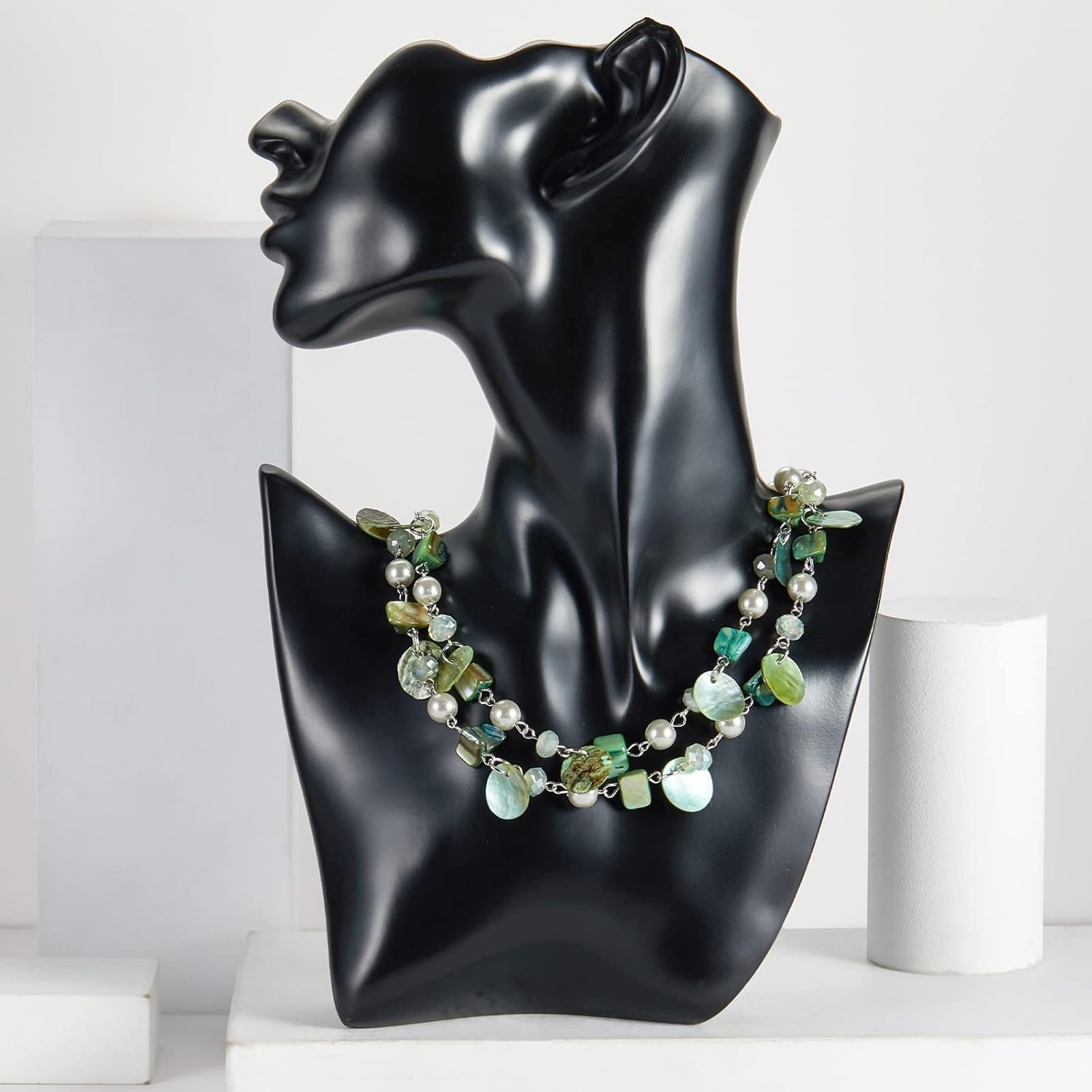 Noessla Layered Beaded Chunky Necklace for Women Boho Two-color Shell Statement Necklace Fashion Collar Costume Jewelry Gifts for Mum - Image 2