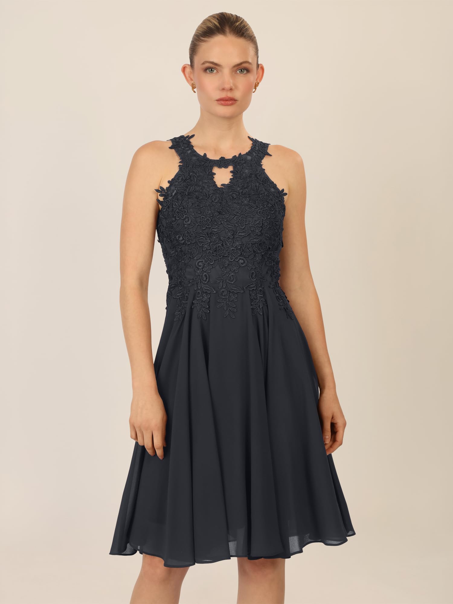APART Cocktailkleid mit Cut-Out-Rücken,