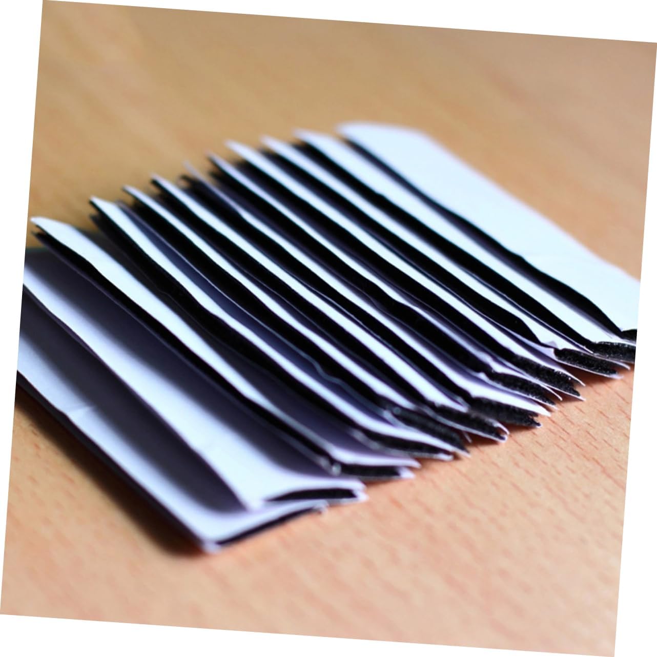 NUOBESTY 40pcs Self-Adhesive Hook and Loop Tape Fastening Strips Sticky Glue Protection Pads for Home Appliances