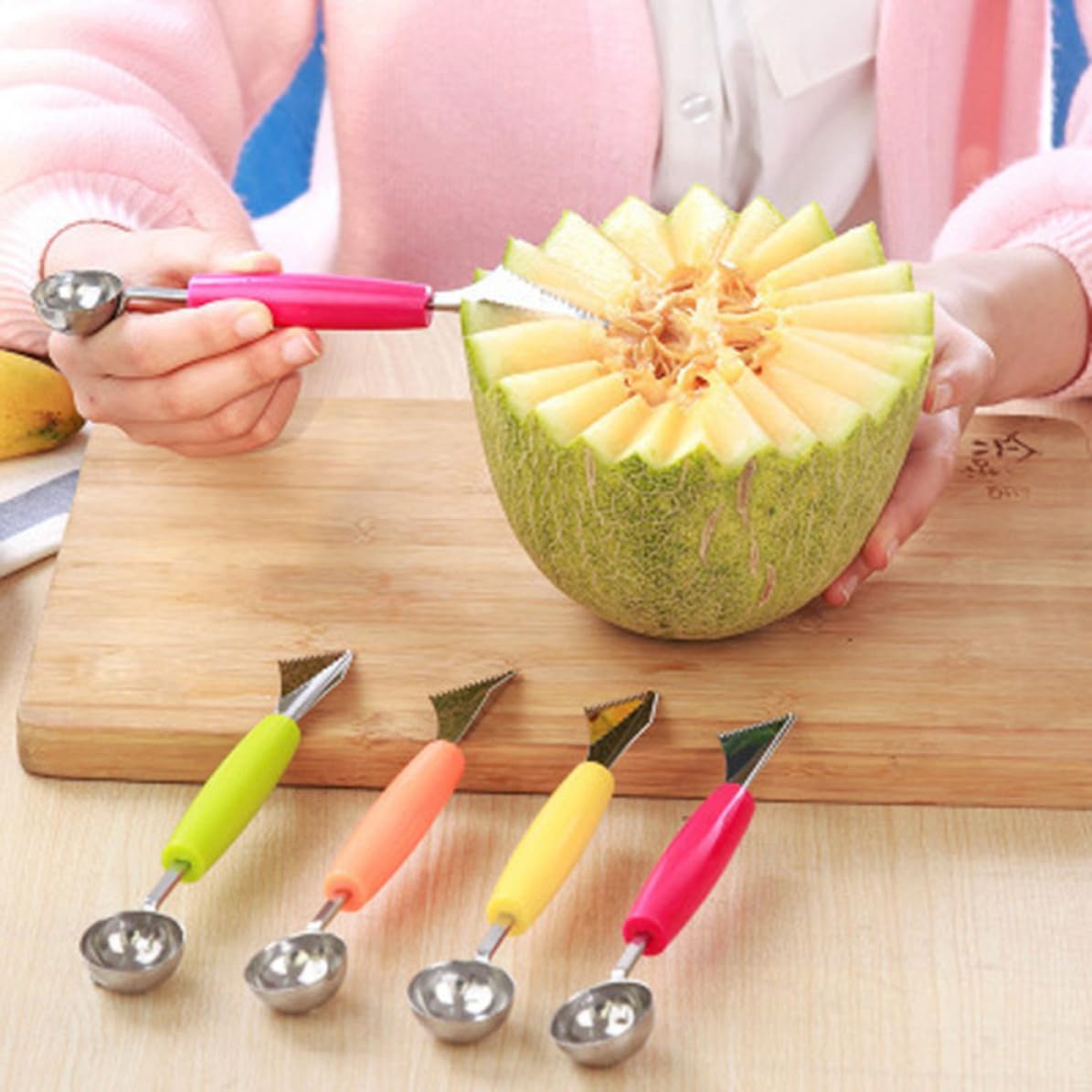 Stainless Steel Fruit Scooper with Fruit Carving Tool for Desserts and Cake Dishwasher-safe Melon Baller Scoop and Garnishes