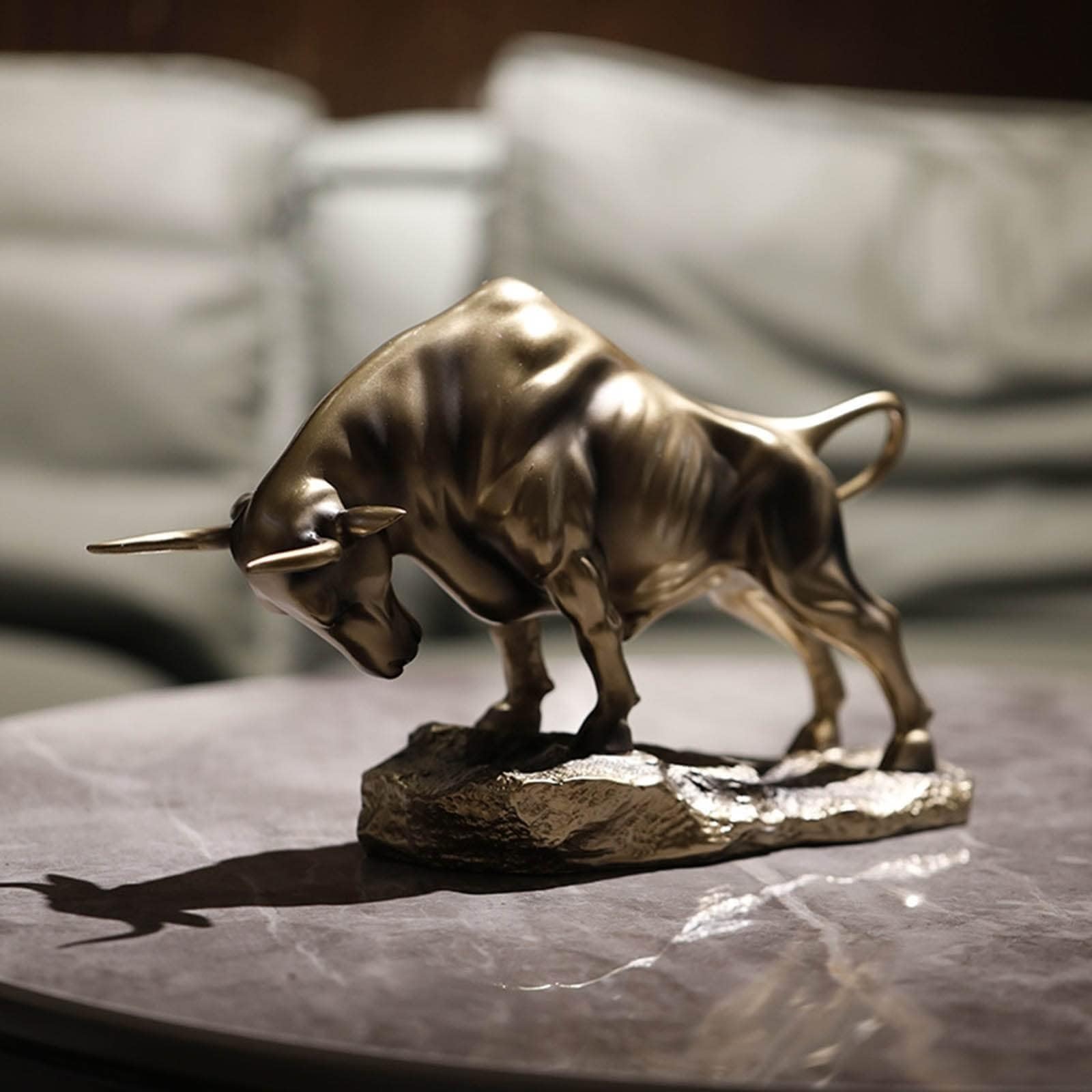 Statuette Statua Artistica In Bronzo Raffigurante Un Toro, Scultura Ornamentale In Resina, Statuetta Decorativa Da Scrivania, Bue Personalizzato, Decorazione Per Ufficio Regalo Artigianale(A)