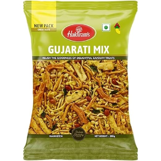 Haldirams Delhi Gujarati Mix 200g