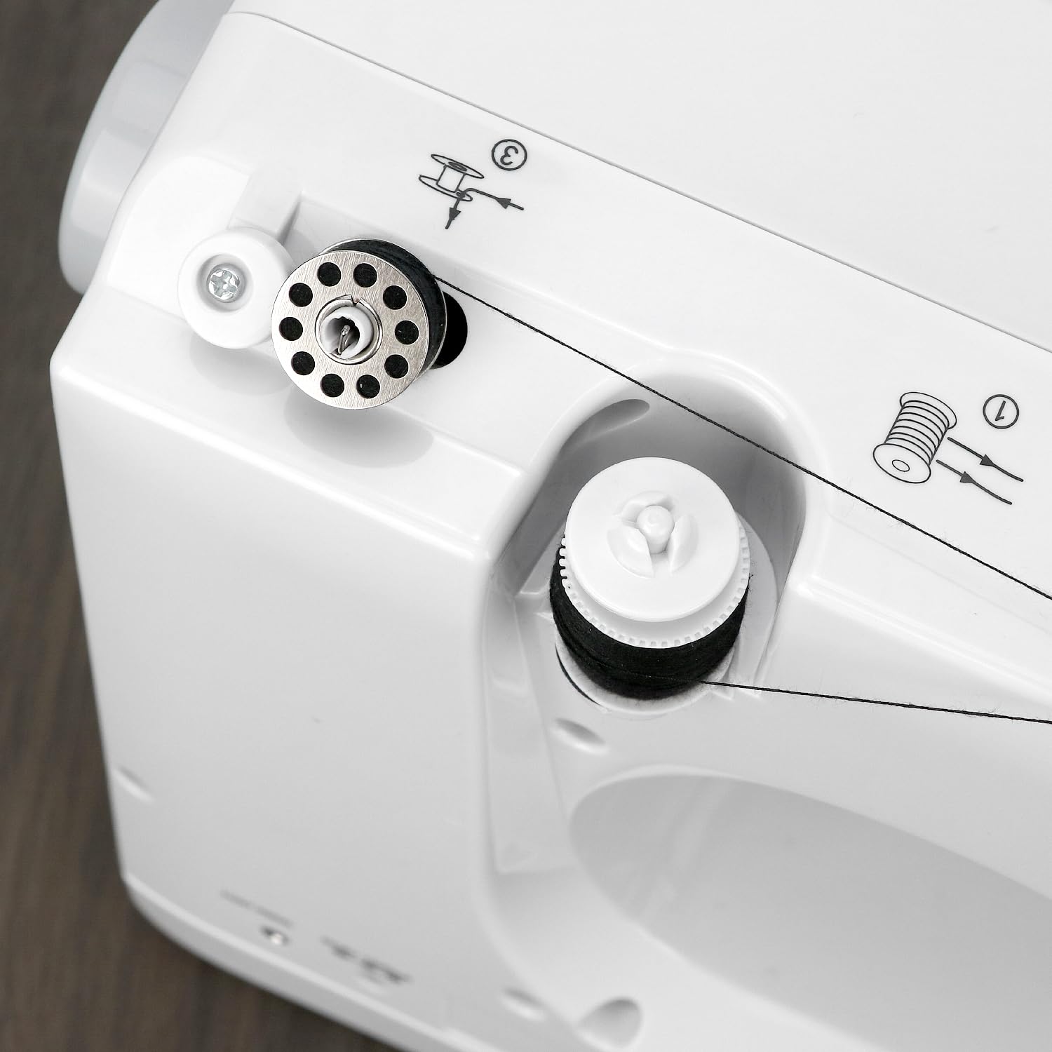 QWORK® Macchina da cucire portatile - 12 programmi di punto - Velocità regolabile - Braccio libero - Luce da cucito a LED