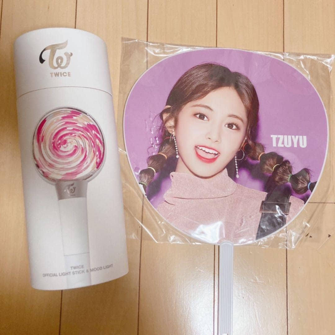 2021春夏新色】 TWICE ペンライトCANDYBONG ∞ トレカ 9枚セット zppsu